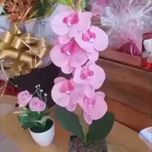 Mais um presente montado com carinho pela Pérola Flores.