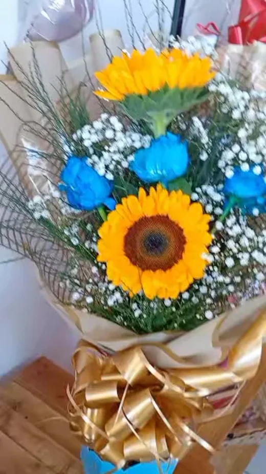 Mais um presente montado com carinho pela Pérola Flores.
